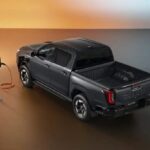 Los 5 SUVs medianos del 2026 más fáciles de estacionar y maniobrar