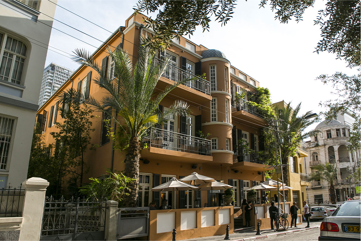 Hotel Montefiore, Tel Aviv. A century-old building repurposed for hospitality