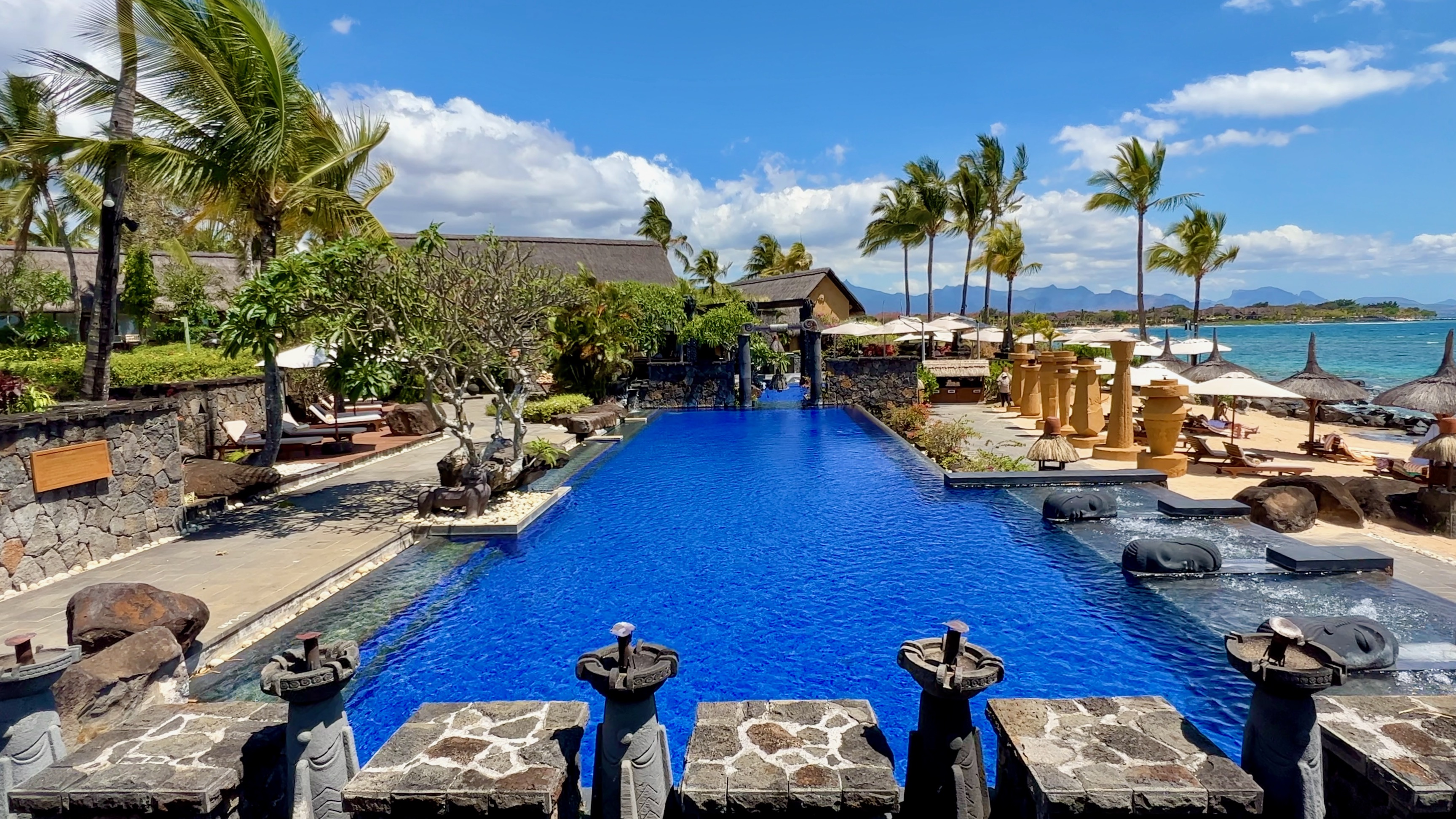 Review: The Oberoi Beach Resort Mauritius - the Luxury Travel Expert